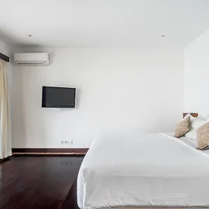 https://danoya-villa.hotelsseminyak.net